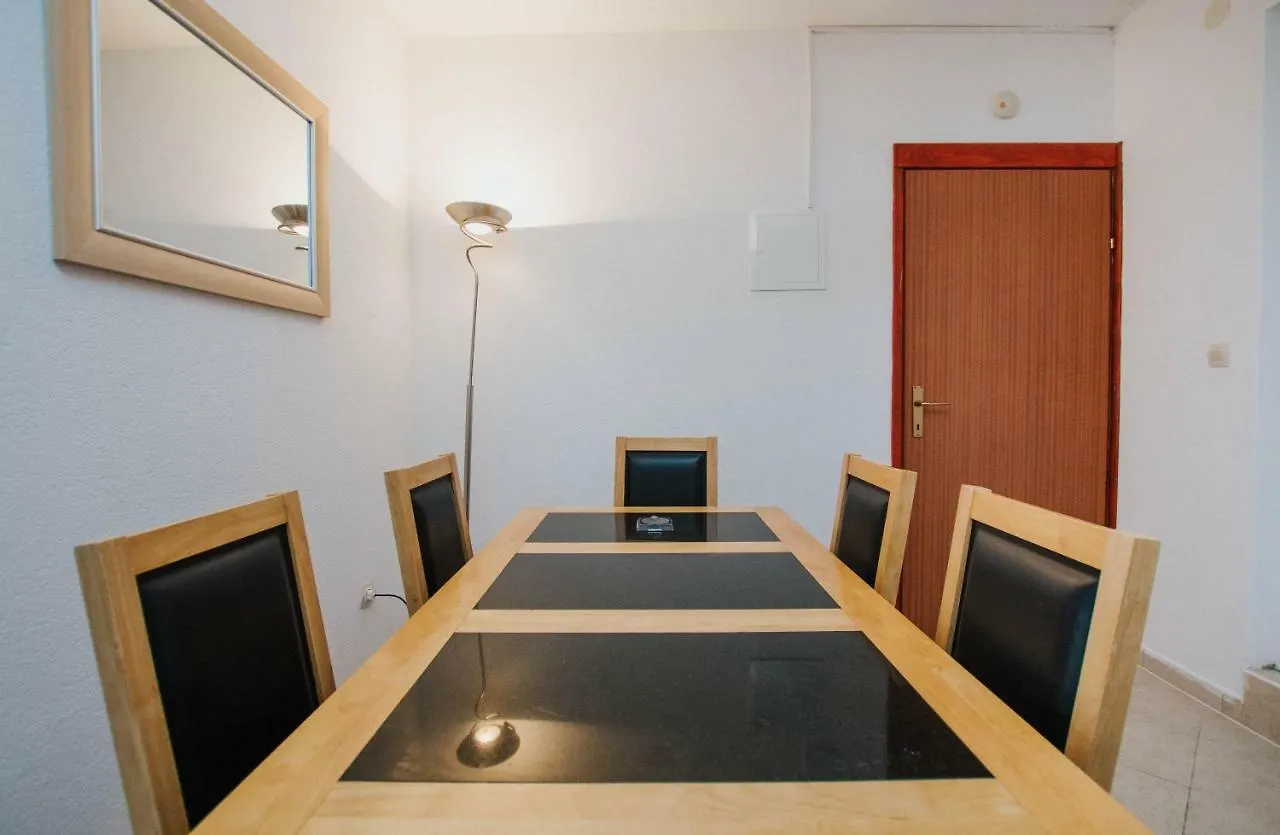 Apartment Kristo Trogir 0*,